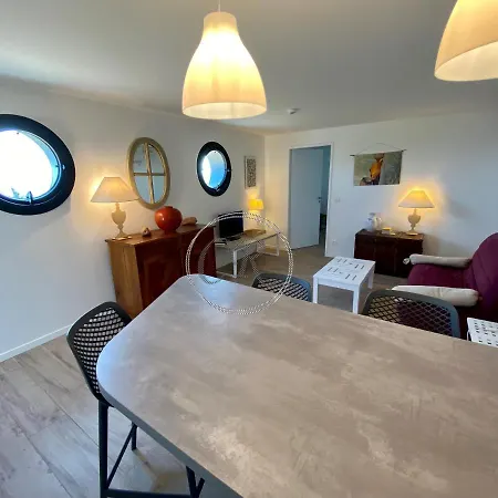 Apartamento T2 Standing 800m De La De St Clair